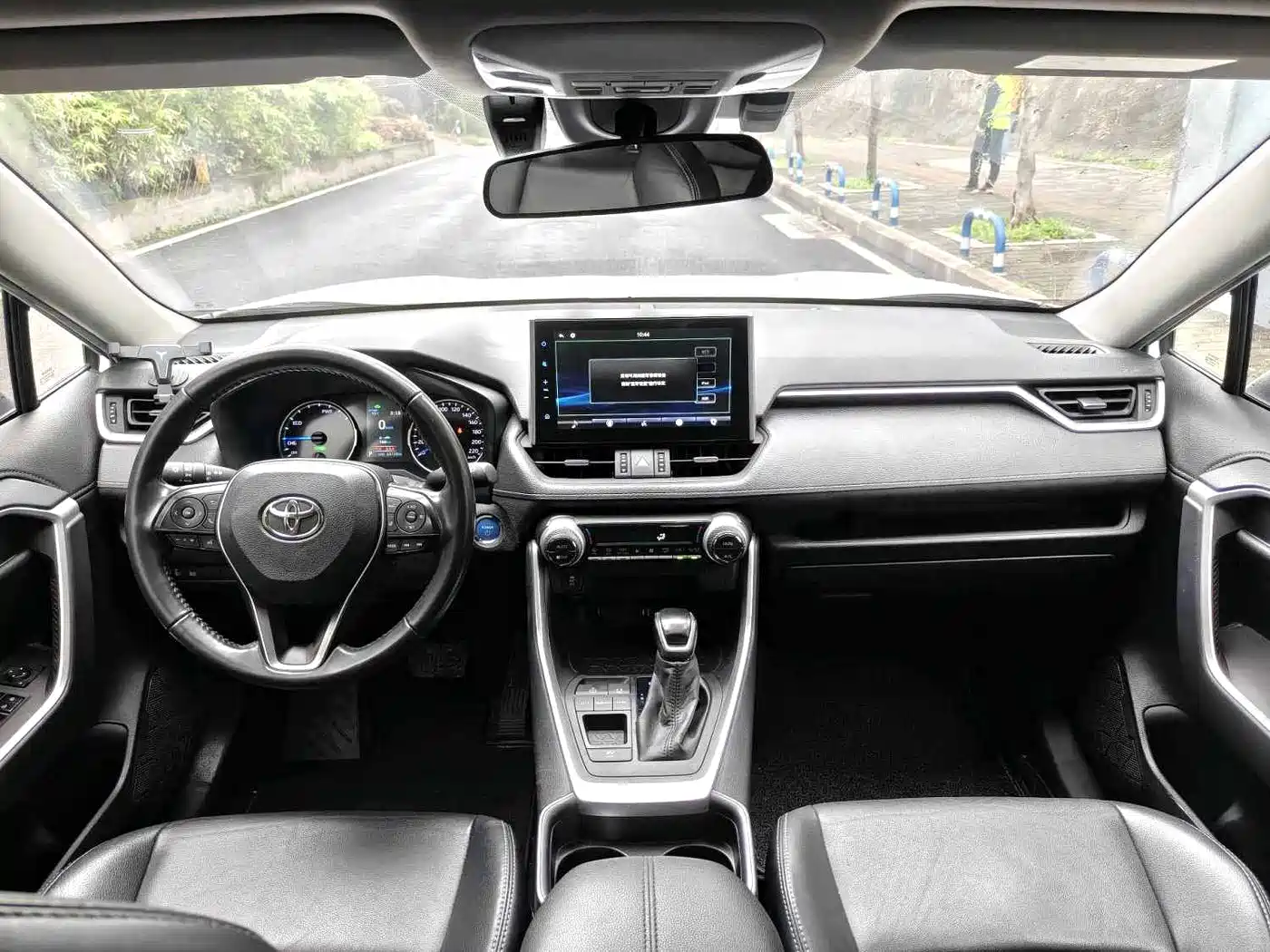 Toyota Wildlander 2021 Hybrid 2.5L E-CVT 2WD Luxury Edition фото 7