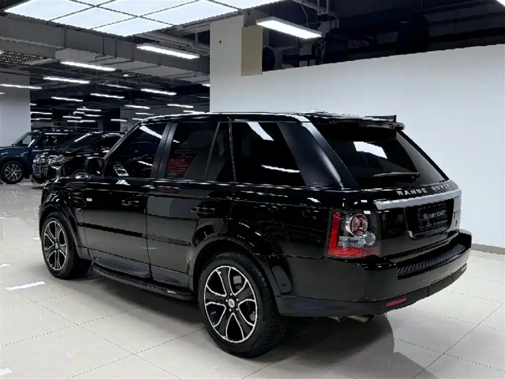 Land Rover Range Rover Sport 2010 5.0 SC V8 HSE фото 6