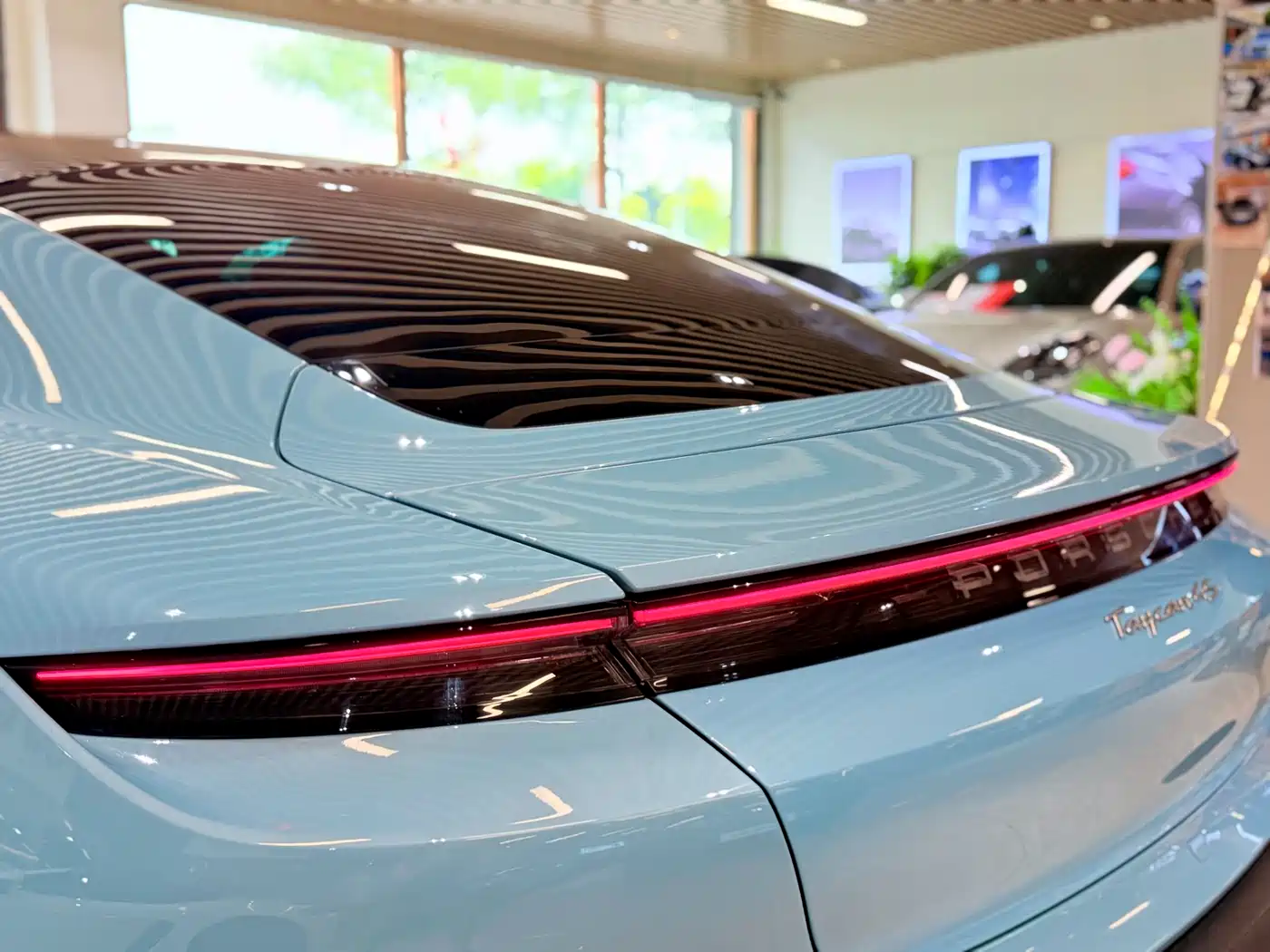 Porsche Taycan 2019 Taycan 4S фото 8