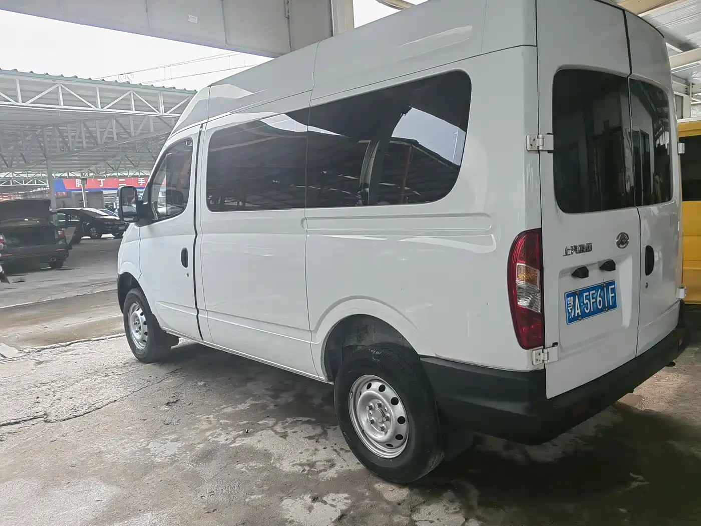 SAIC MAXUS XINTU V80