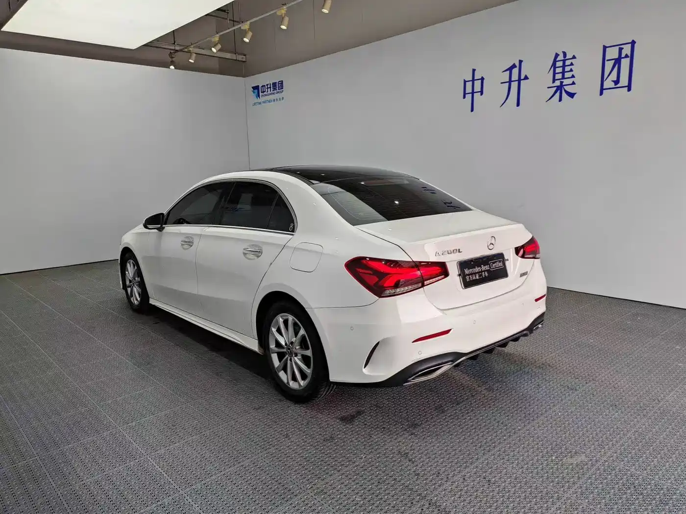 Mercedes-Benz A-Class 2020 Facelift A 200 L Sport Sedan Fashion фото 4