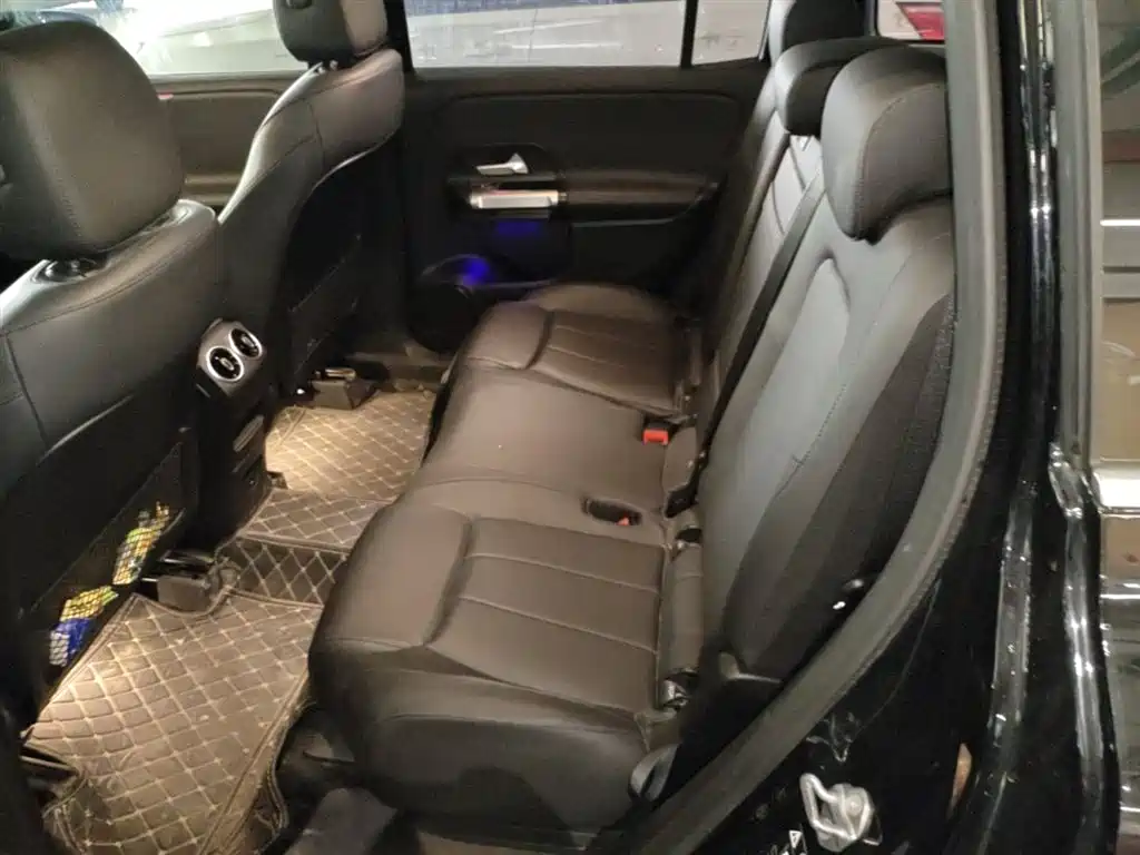 Mercedes-Benz GLB 2023 GLB 220 Dynamic фото 17