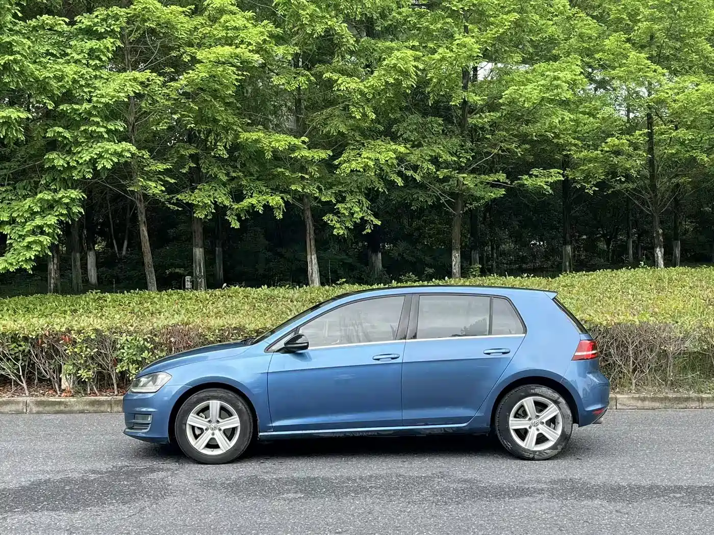 Volkswagen Golf 2017 230TSI Auto Comfort Millionth Anniversary Edition фото 4