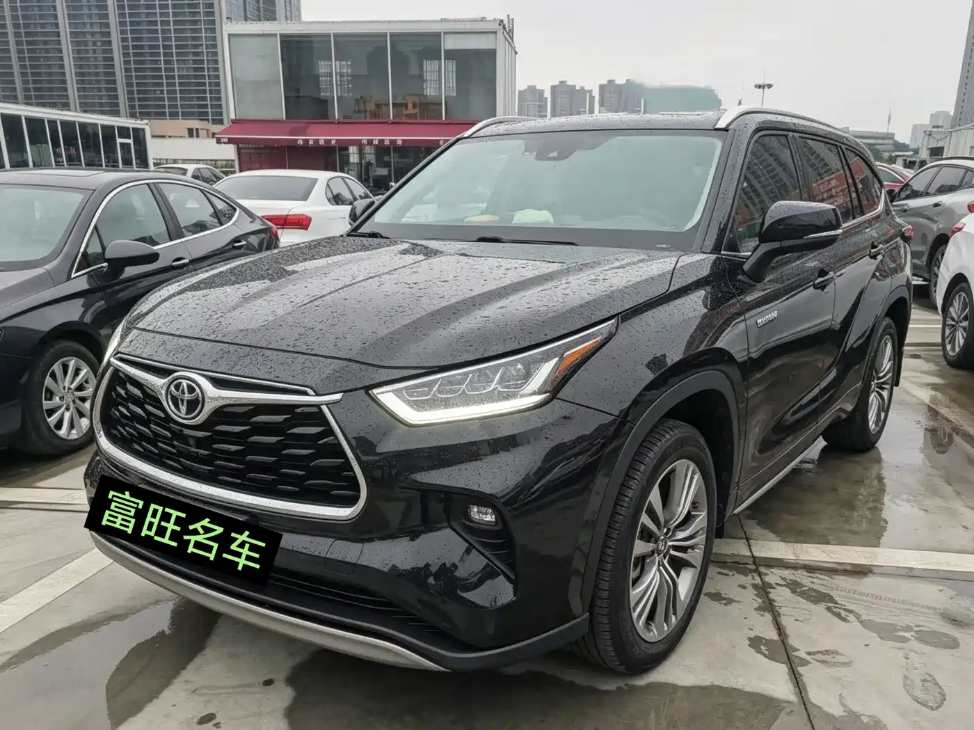 TOYOTA HIGHLANDER