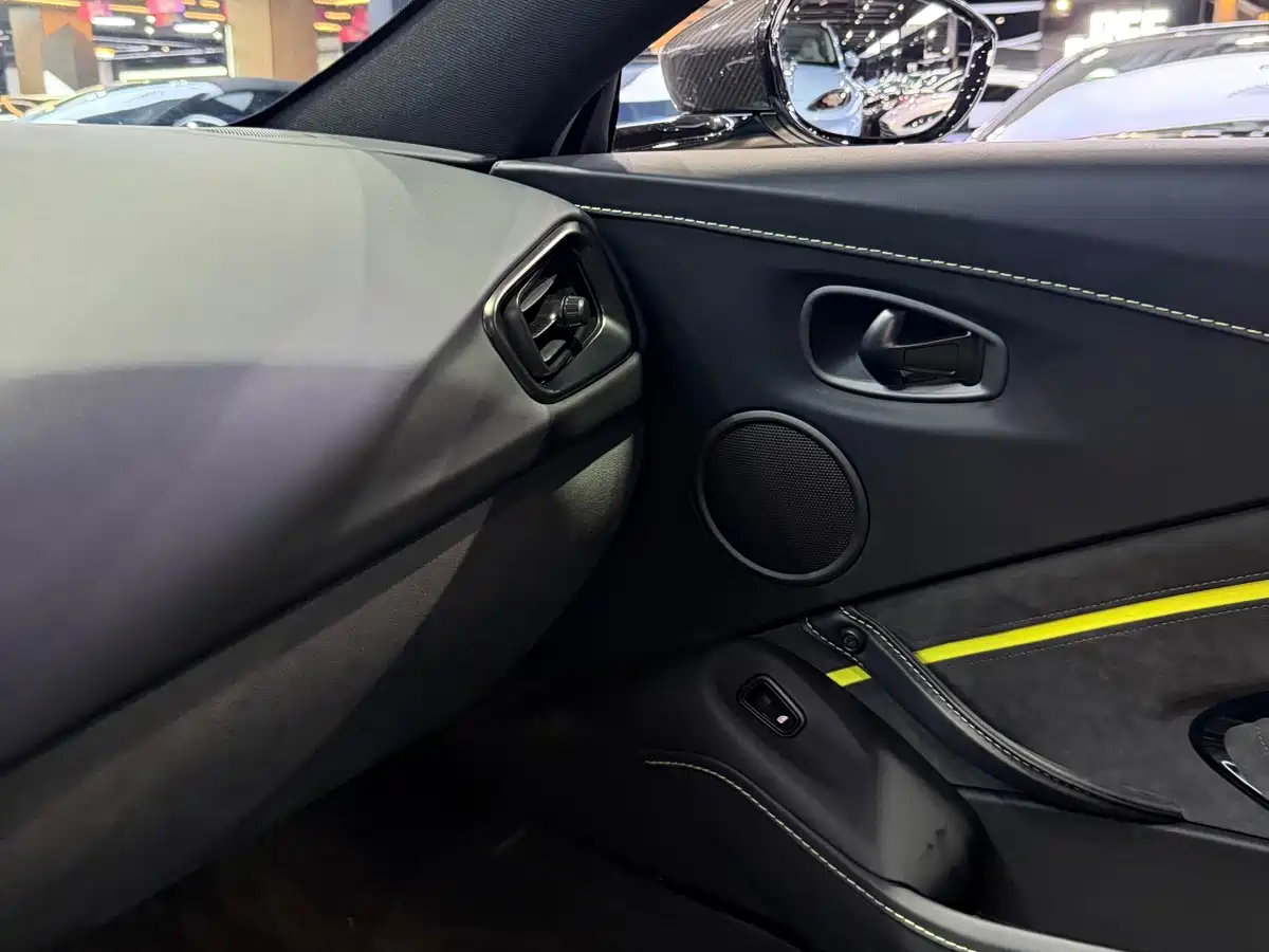 Aston Martin V8 Vantage 2023 2023 4.0T V8 F1 Edition Coupe