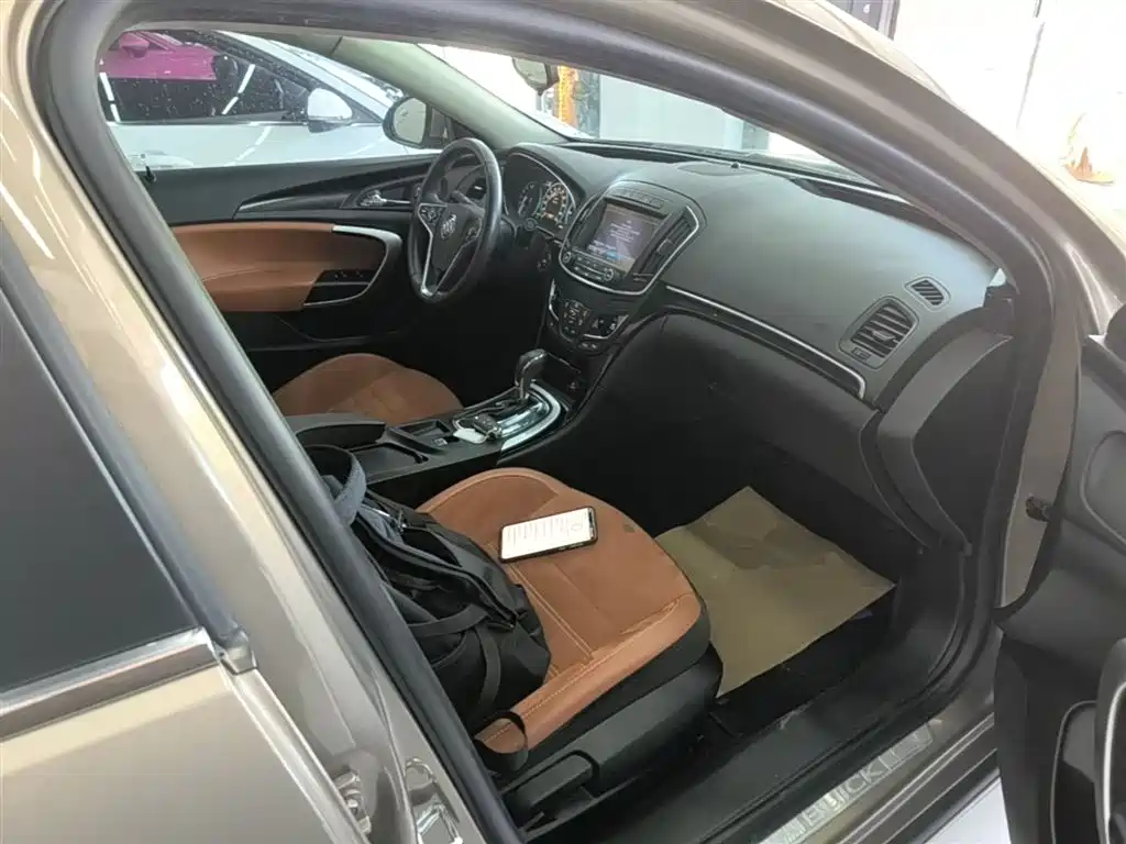Buick Regal 2015 1.6T Elite Tech Edition фото 25