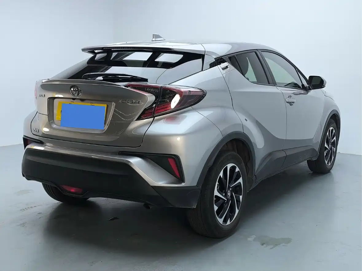 Toyota IZOA 2021 2.0L Yichi Edition фото 9