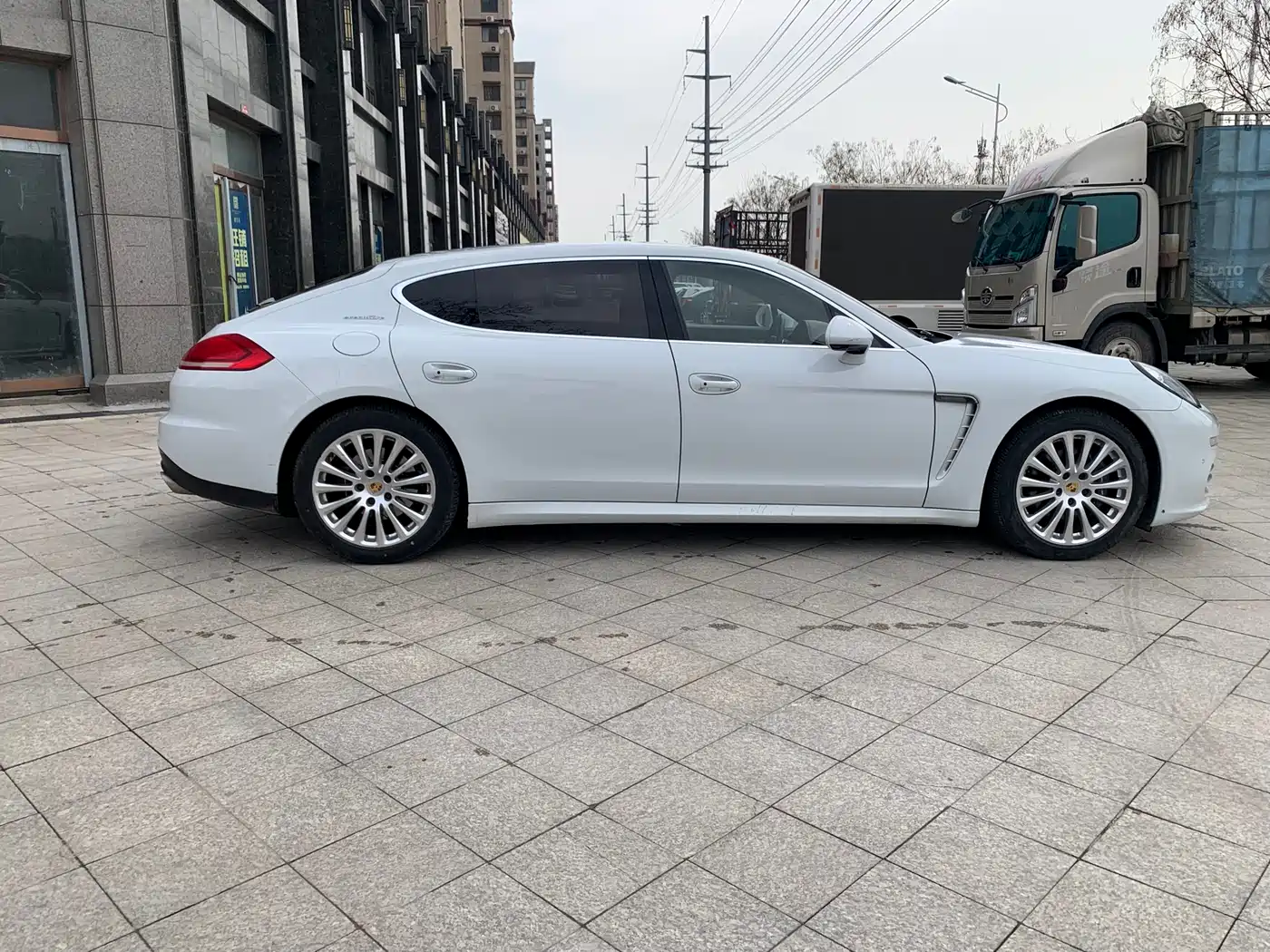 Porsche Panamera 2016 Panamera 4 Executive Edition 3.0T фото 6