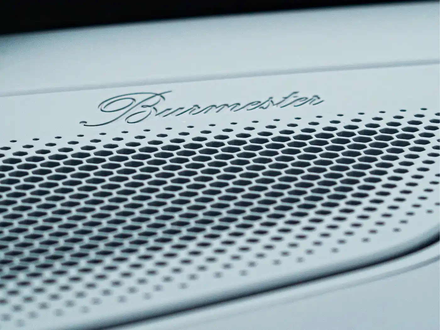 Porsche Taycan 2019 Taycan 4S фото 22