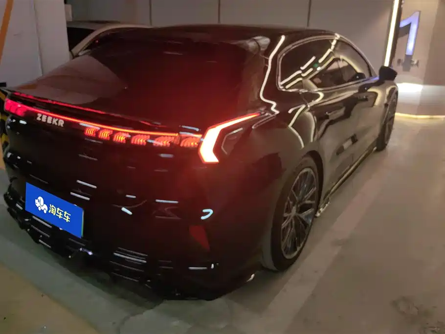 ZEEKR EXTREME KRYPTON 001