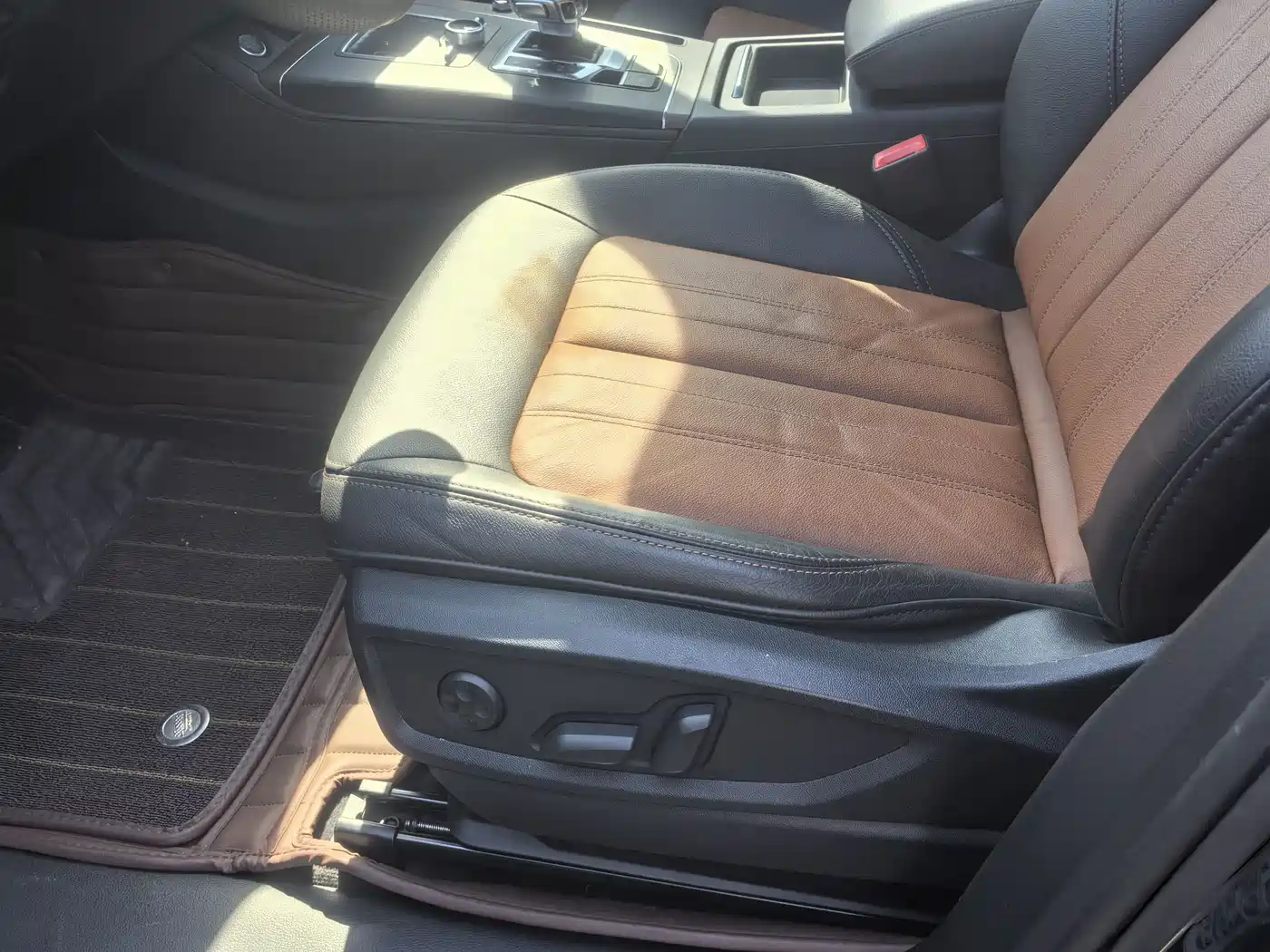Audi Q5L 2018 45 TFSI Exclusive Elegance (China V) фото 18