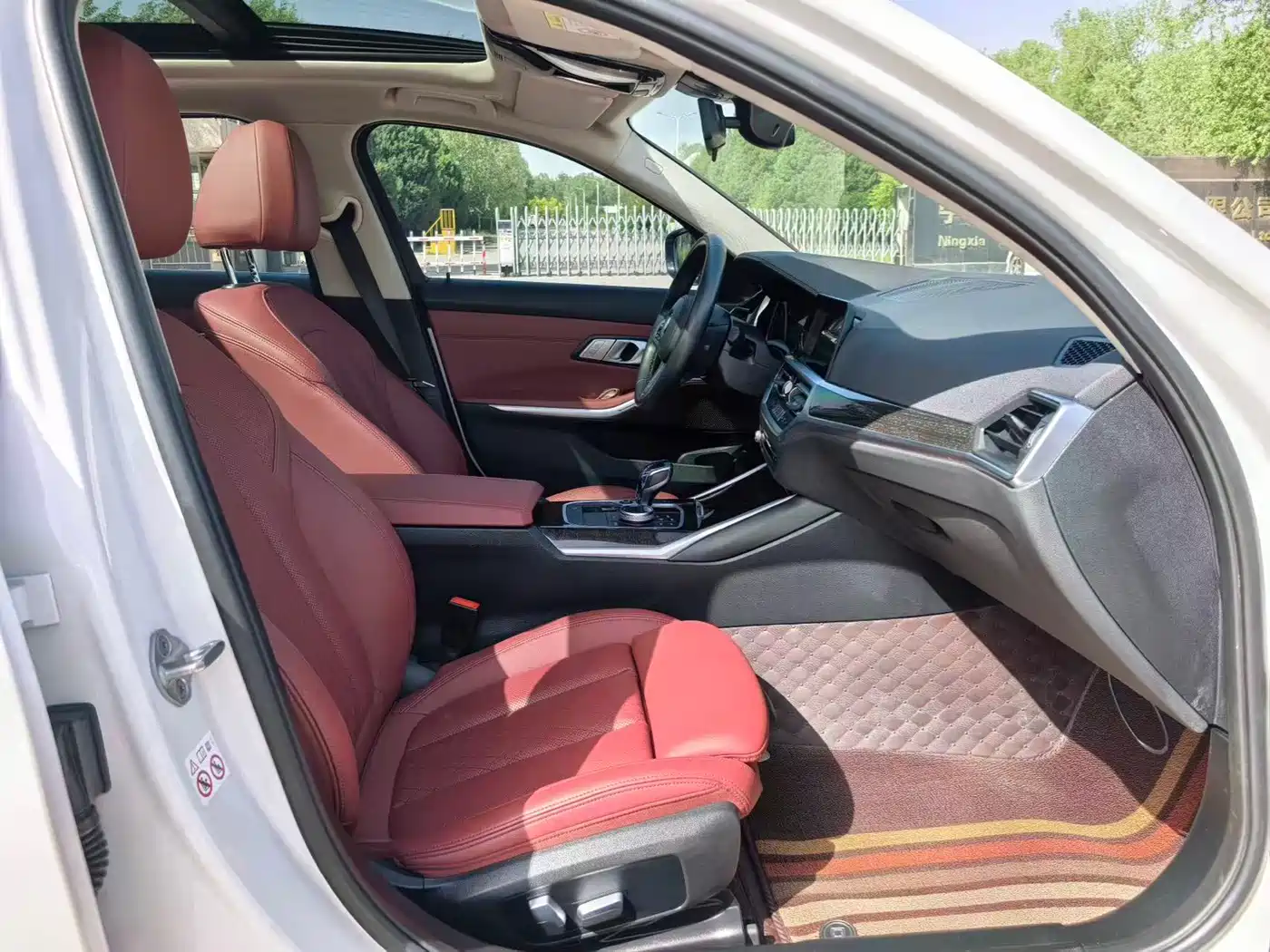 BMW 3 Series 2022 325Li M Sport Package фото 10