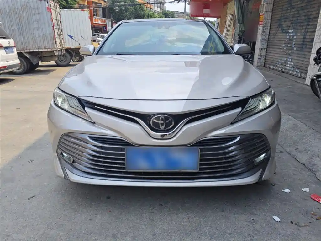 Toyota Camry 2018 2.5G Luxury Edition фото 3
