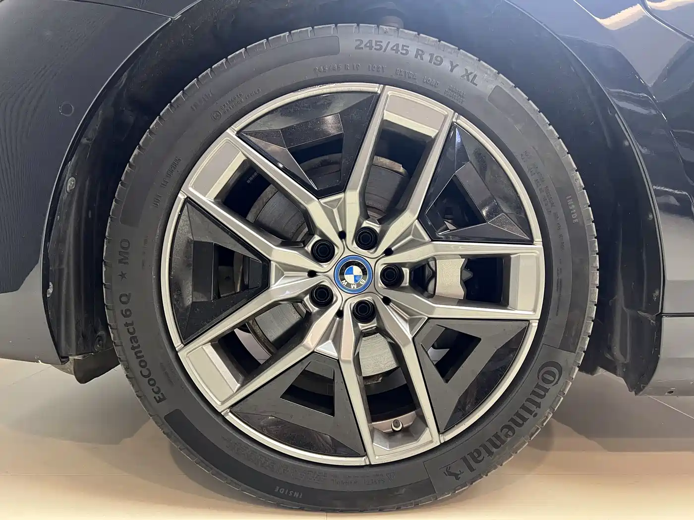 BMW i5 2024 eDrive 35L Luxury Package фото 17