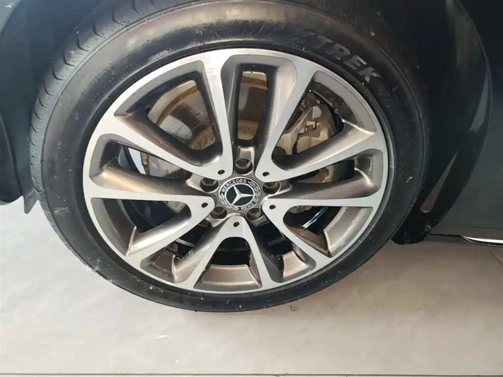 Mercedes-Benz E-Class 2018 Facelift E 200 L 4MATIC фото 23