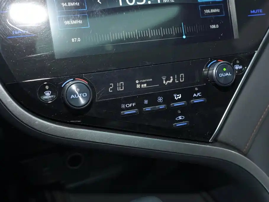 Toyota Camry 2019 2.5G Luxury (China V) фото 8