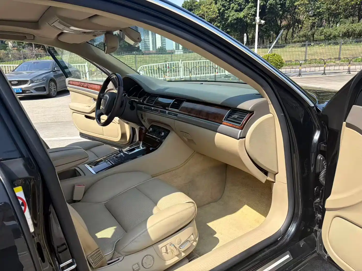 Audi A8 2007 A8L 3.2 FSI Standard фото 6