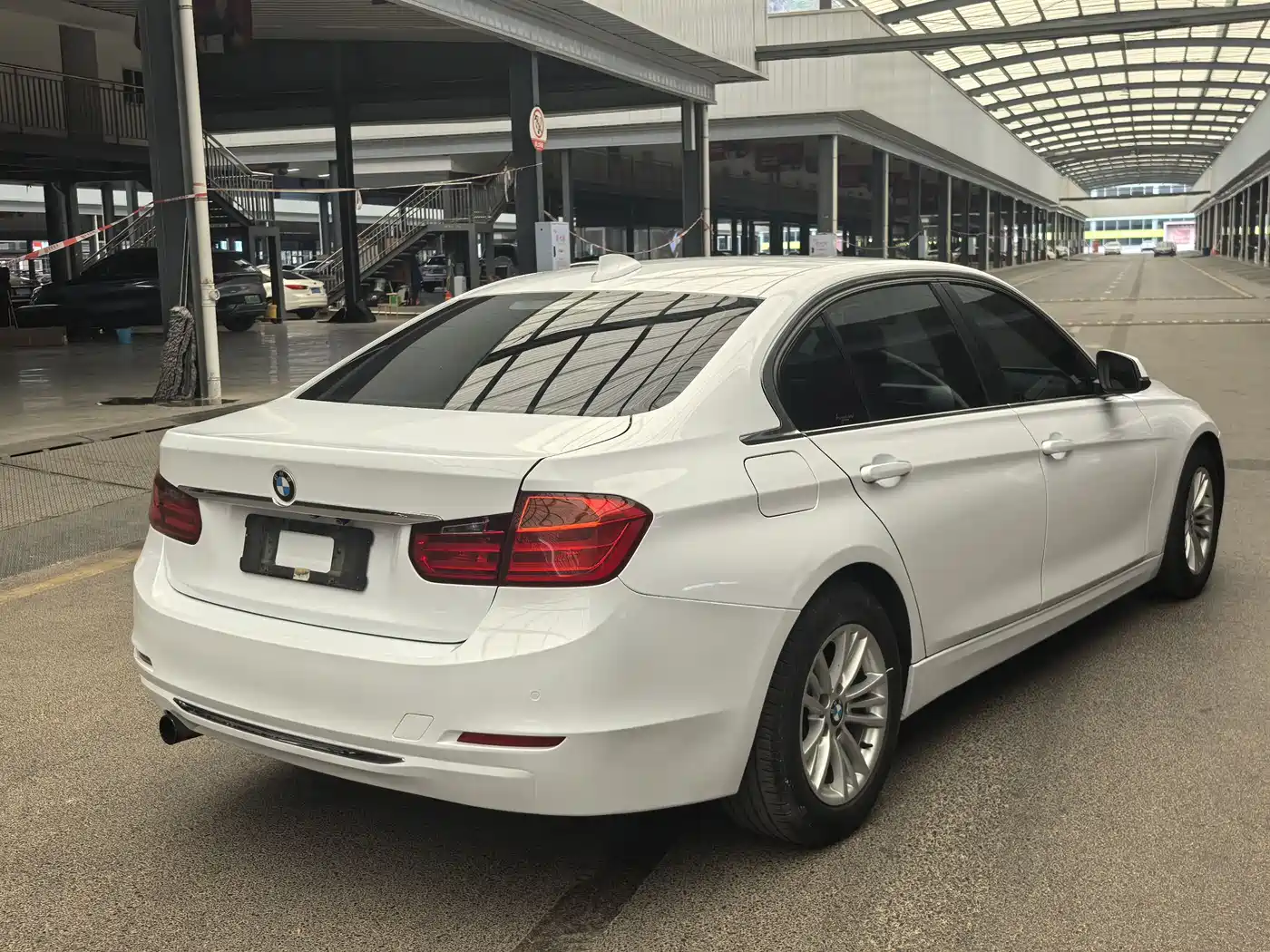 BMW 3 Series 2015 320Li Super Joy Fashion фото 6