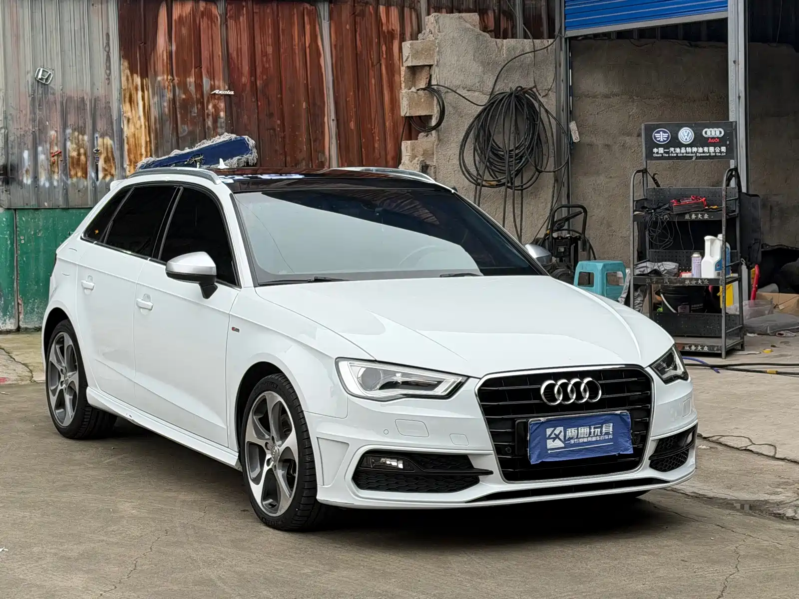Фото 2 - Audi A3 (Import)