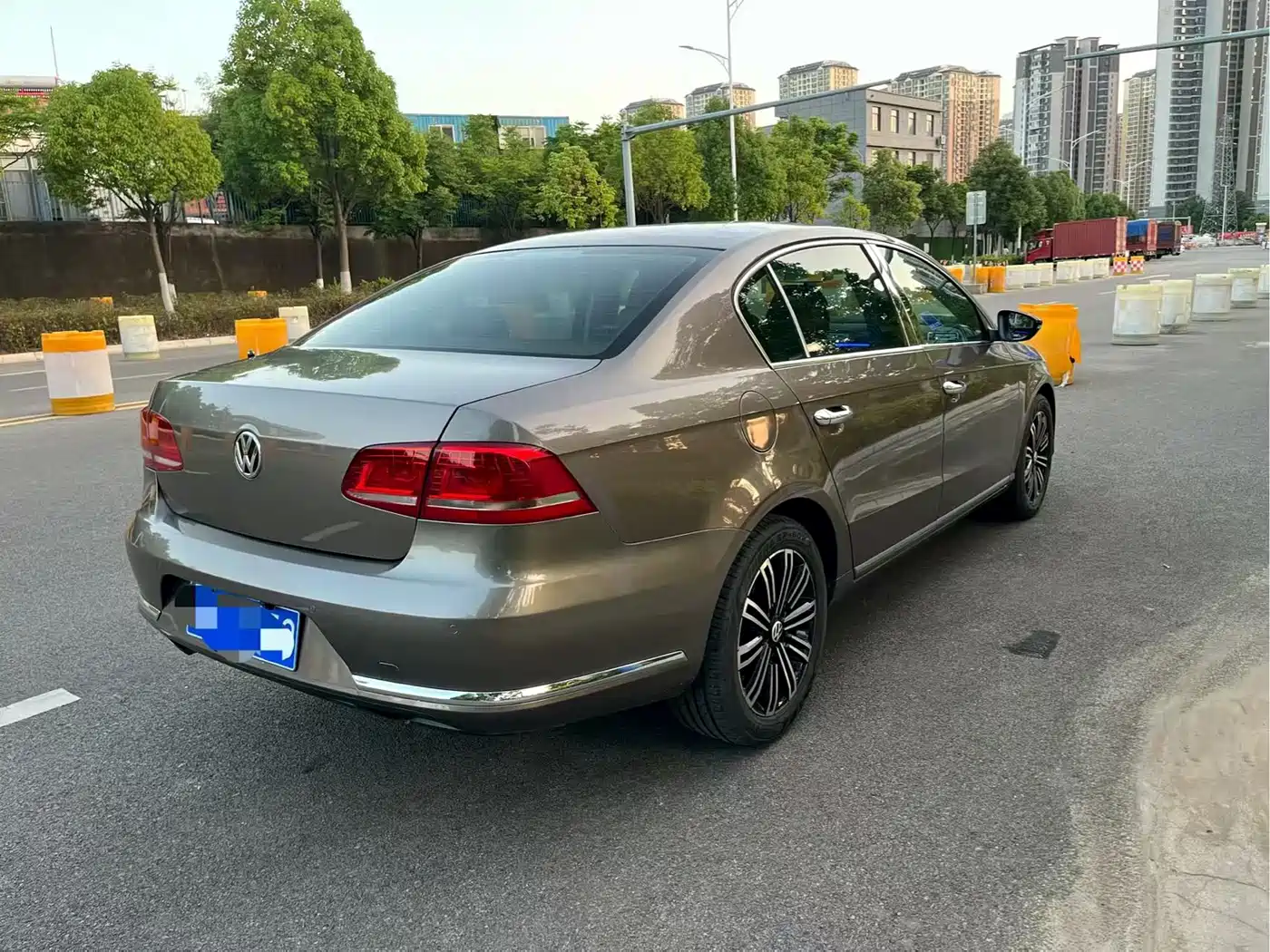 Volkswagen Magotan 2015 Facelift 1.8TSI Luxury фото 9