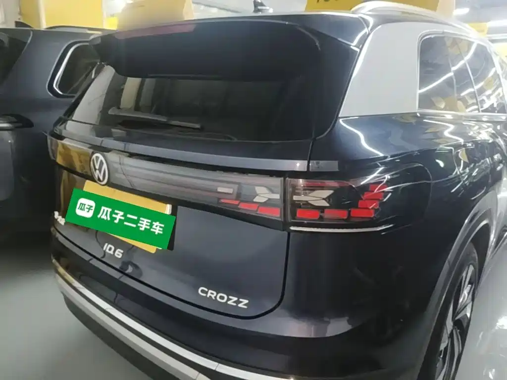 Photo 7 - Volkswagen ID.6 CROZZ