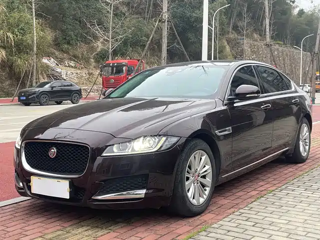 JAGUAR XFL