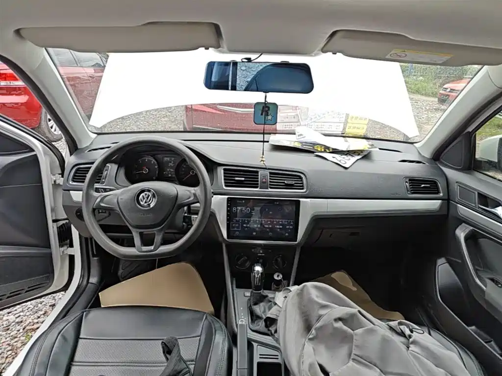 Volkswagen Lavida 2017 1.6L Automatic Trend Edition фото 10