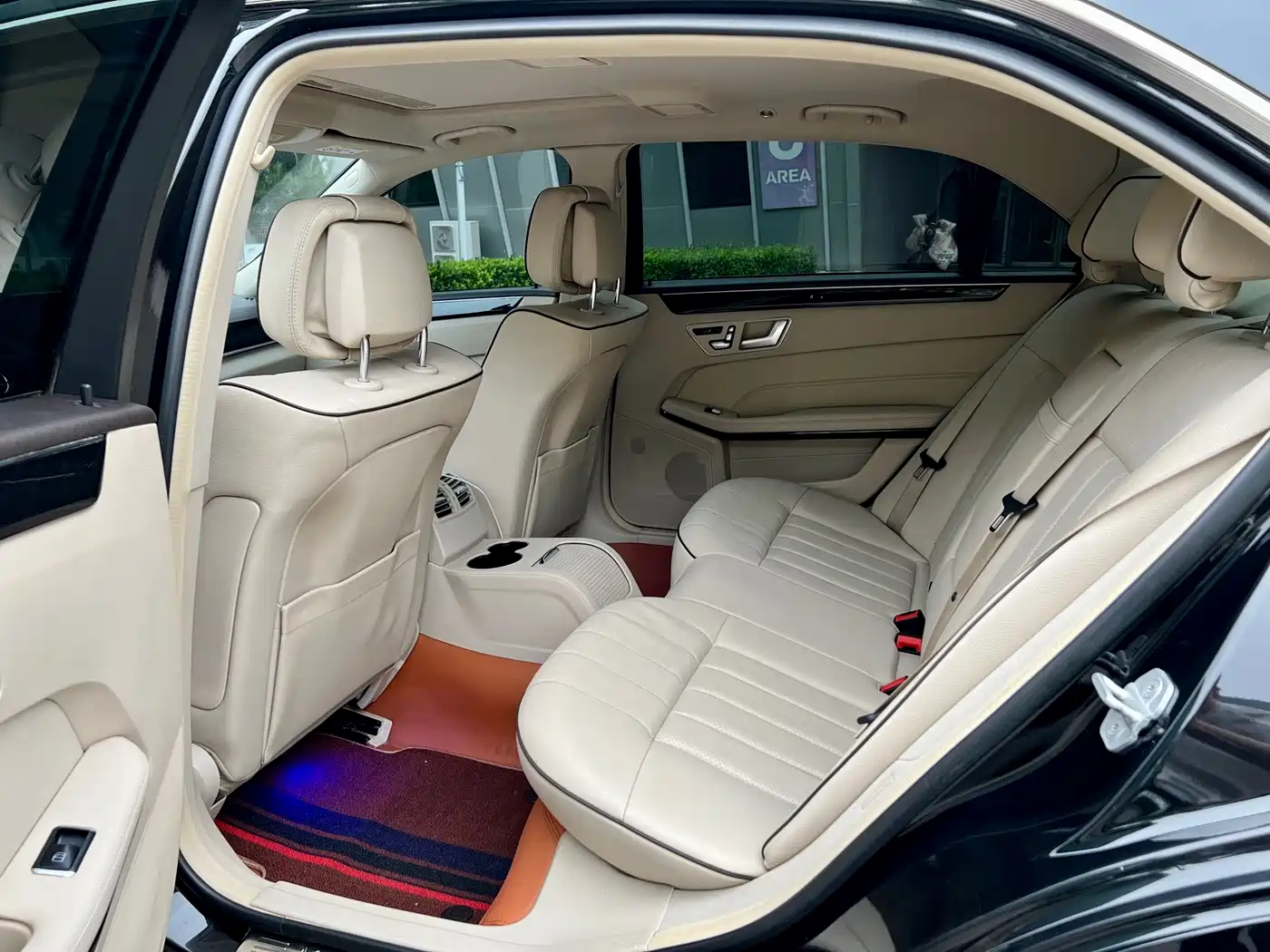 Mercedes-Benz E-Class 2015 E 260 L Sport фото 9