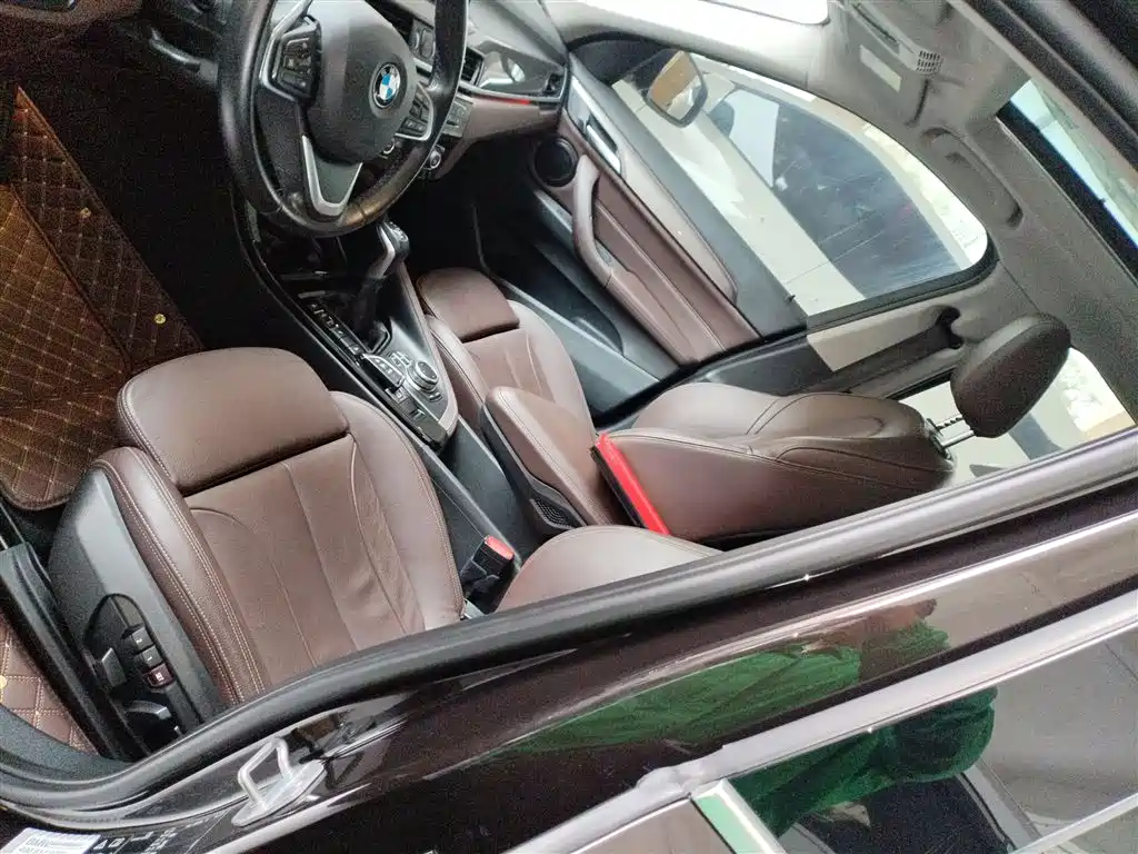 BMW X1 2019 xDrive20Li Premium Model фото 13