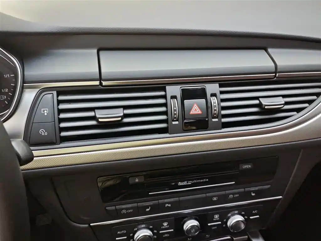 Audi A6L 2018 Model 35 TFSI Collector's Edition фото 15