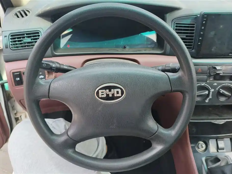 BYD F3 2012 Energy-saving Edition 1.5L Manual Comfort фото 15