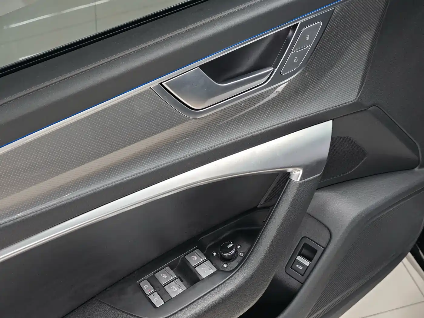 Audi A6L 2024 40 TFSI Luxury Dynamic фото 12