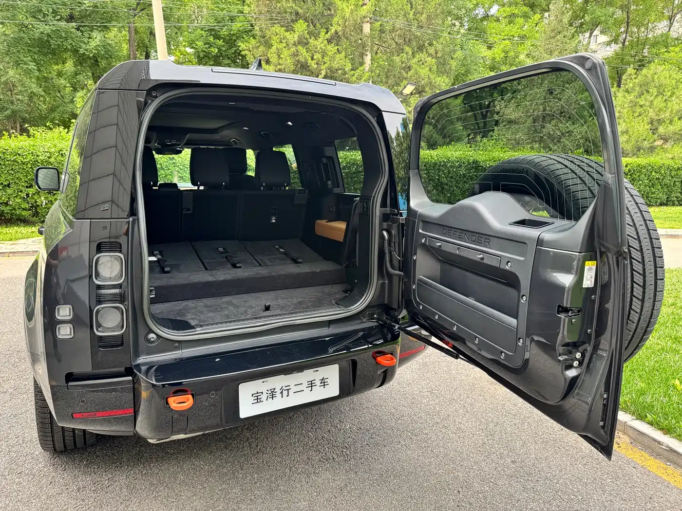 Land Rover Defender 2023 130 3.0T P400 X фото 6