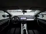 Фото 10 - Geely Coolray