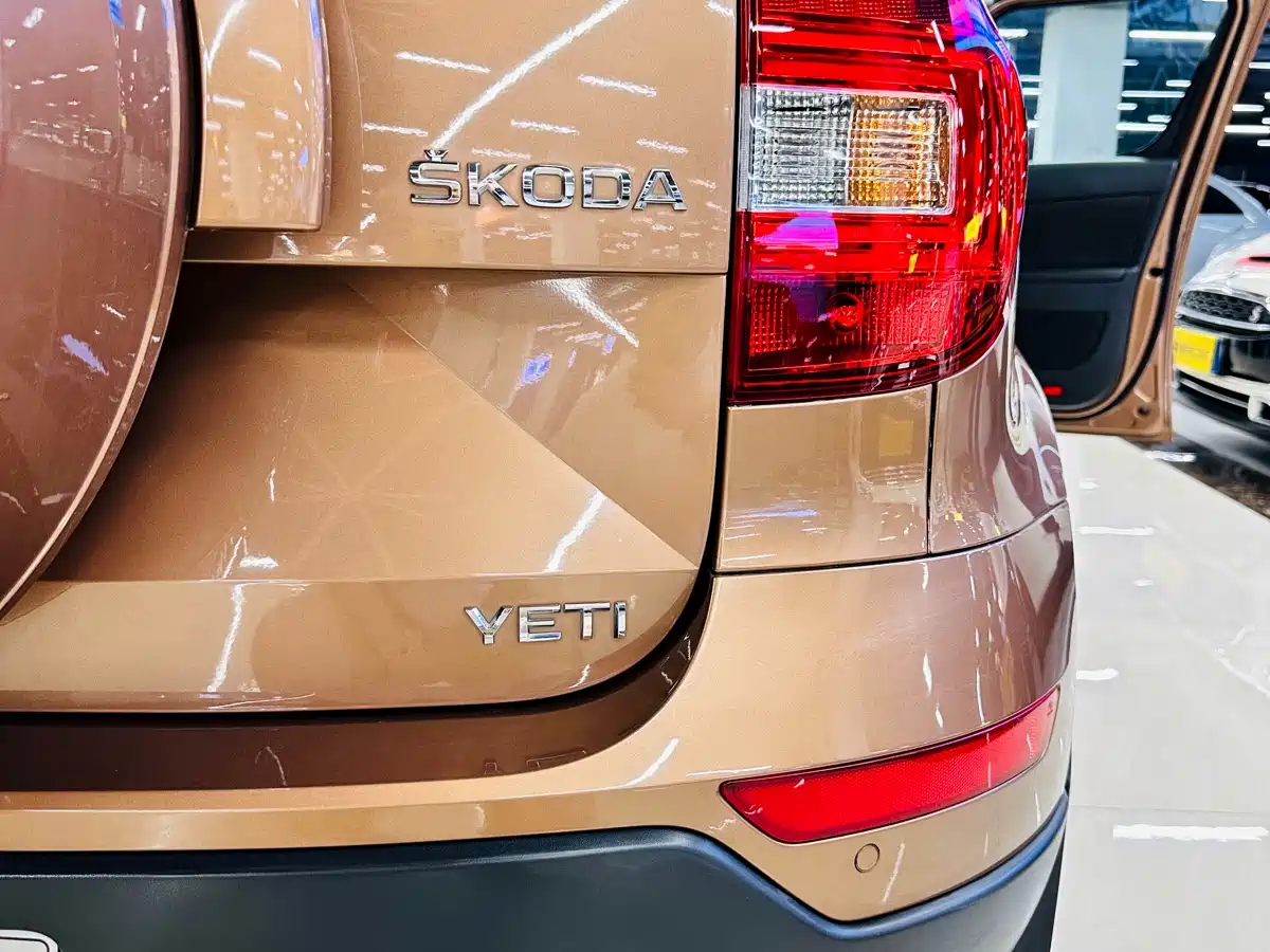 Škoda Yeti 2014 1.8TSI DSG Off-Road Edition фото 10