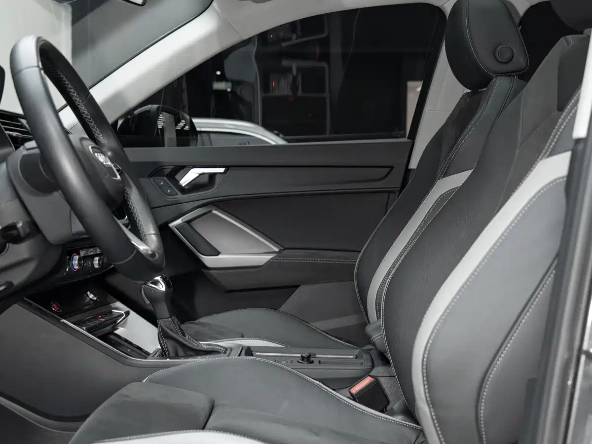 Audi Q3 2022 35 TFSI Progressive Dynamic фото 12
