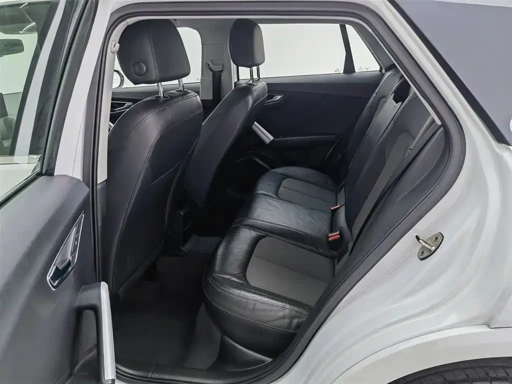 Audi Q2L 2018 35 TFSI Fashion Elegance China V фото 15