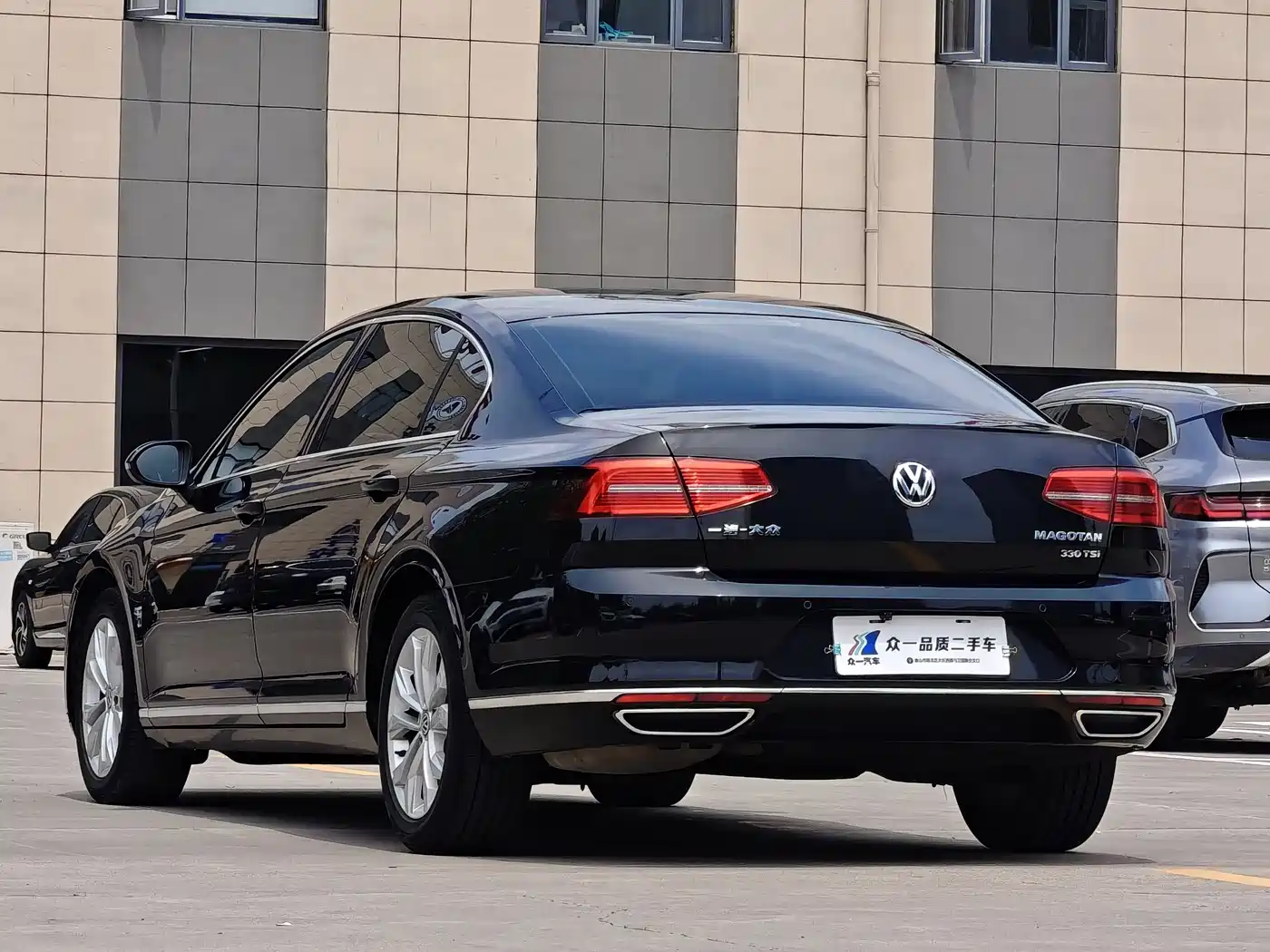 Volkswagen Magotan 2017 330TSI DSG Luxury фото 5