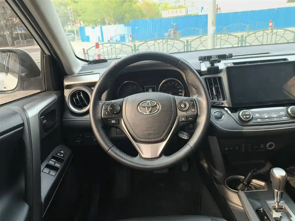 Toyota RAV4 Rongfang 2018 2.5L Automatic 4WD Elite i Edition фото 11