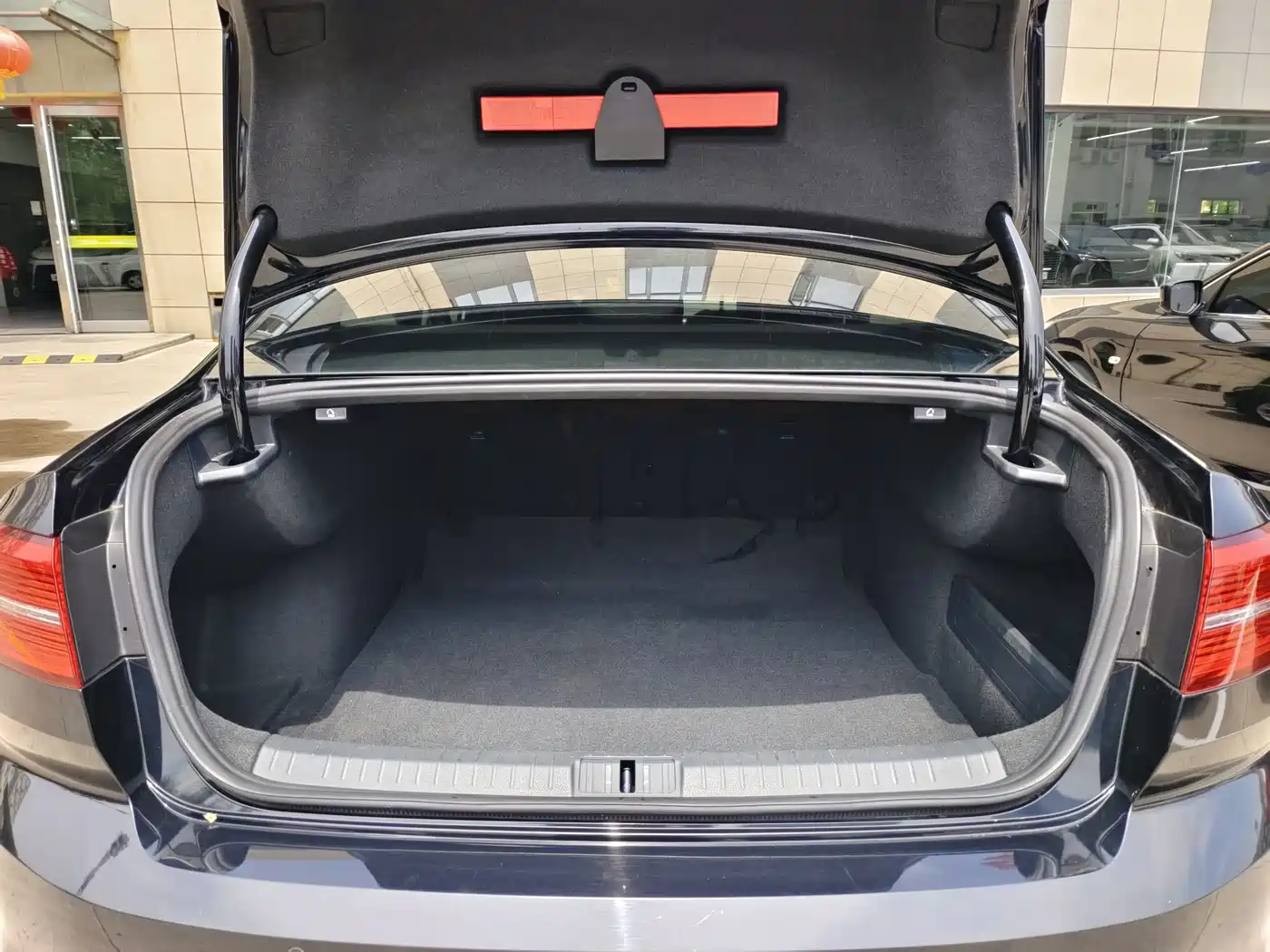 Volkswagen Magotan 2017 330TSI DSG Luxury фото 18