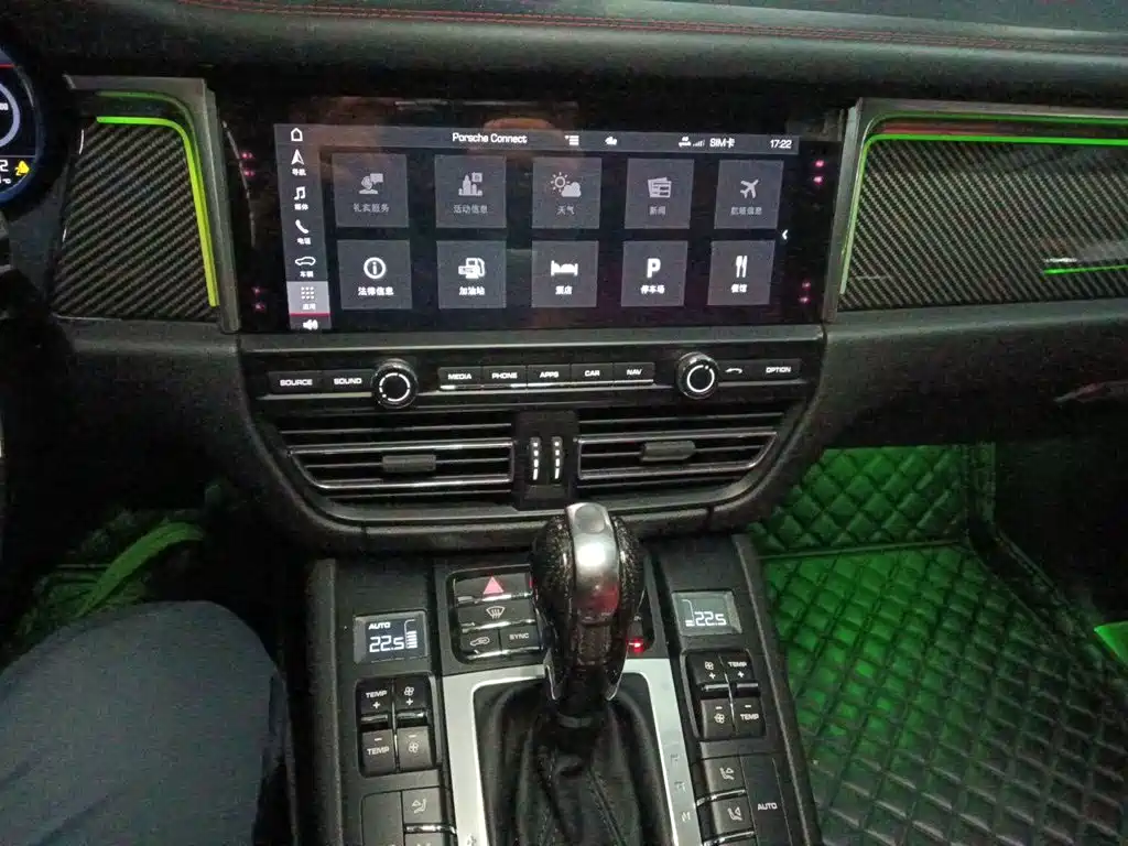 Фото 9 - Porsche Macan