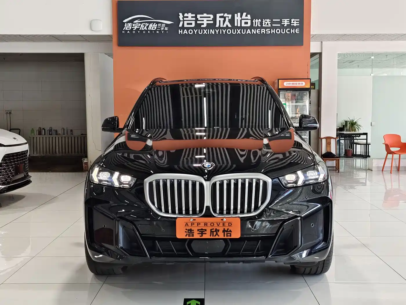 BMW X5 2023 xDrive 40Li M Sport Black Night Package фото 2