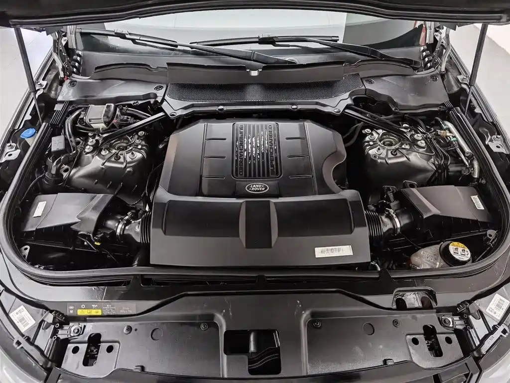 Land Rover Discovery 2019 3.0 SC V6 SE фото 6