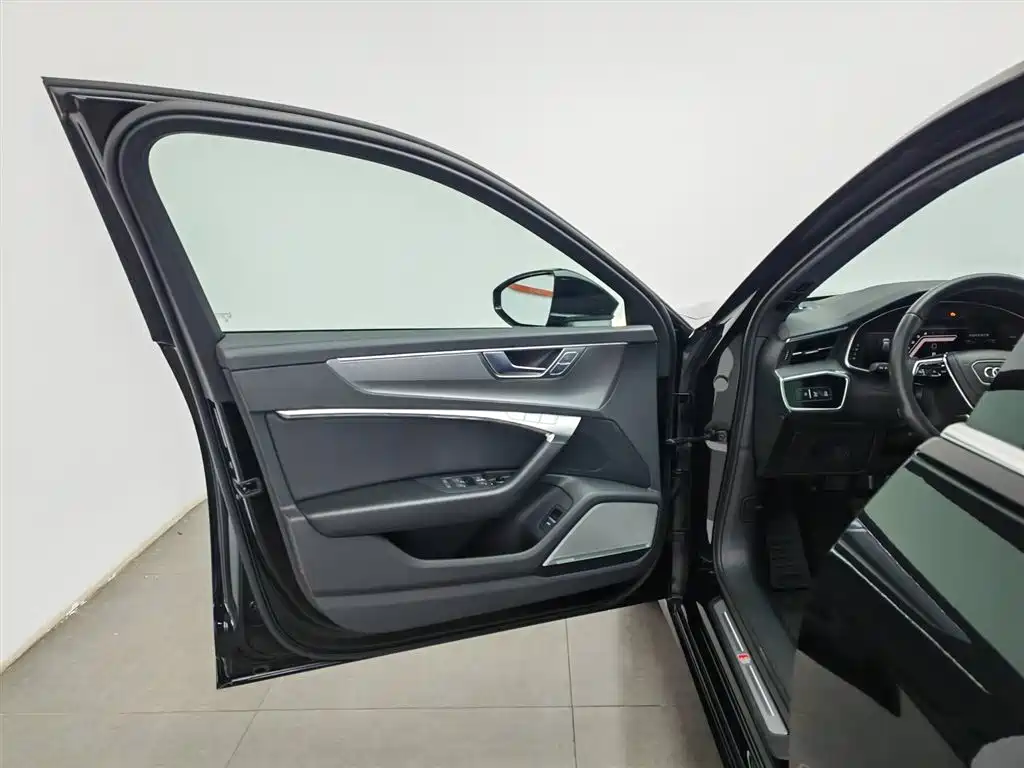 Audi A6L 2023 40 TFSI Luxury Dynamic фото 8