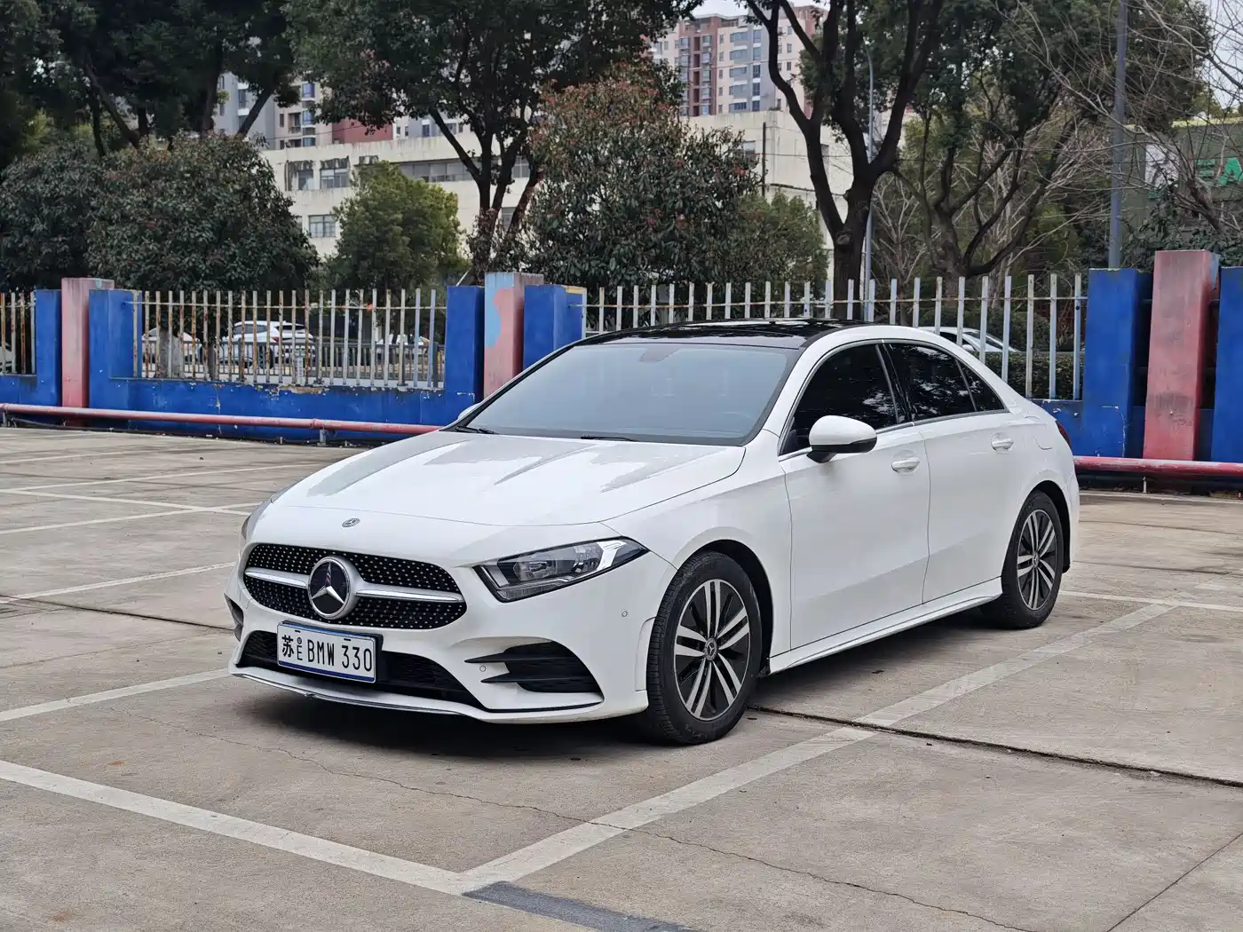 MERCEDES-BENZ A CLASS