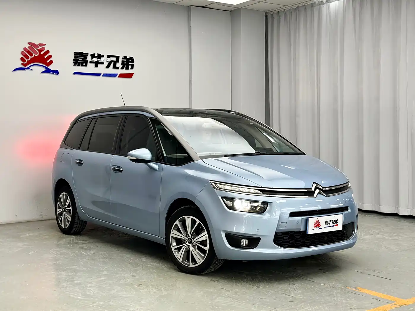Citroën C4 Picasso 2015 Grand 1.6T Luxury 7-seater фото 5