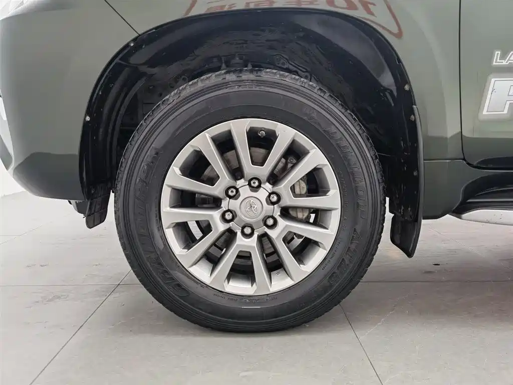 Toyota Prado 2018 3.5L Automatic TX-L Rear-mounted Spare Tire фото 17