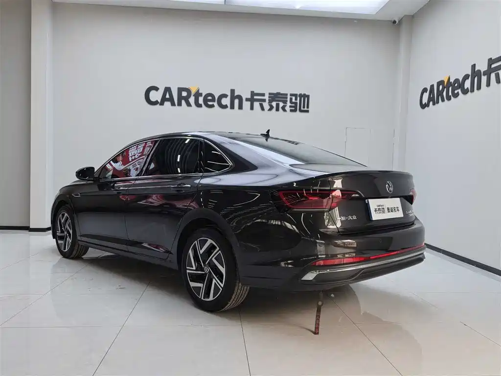 Volkswagen Sagitar 2025 Facelift 300TSI DSG Beyond Edition фото 5