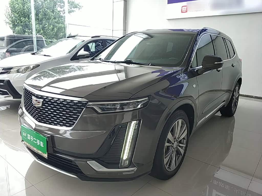 Cadillac XT6