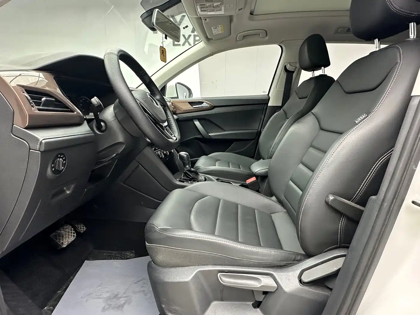 Volkswagen Tharu 2021 Model 280TSI 2WD Comfort Edition фото 7